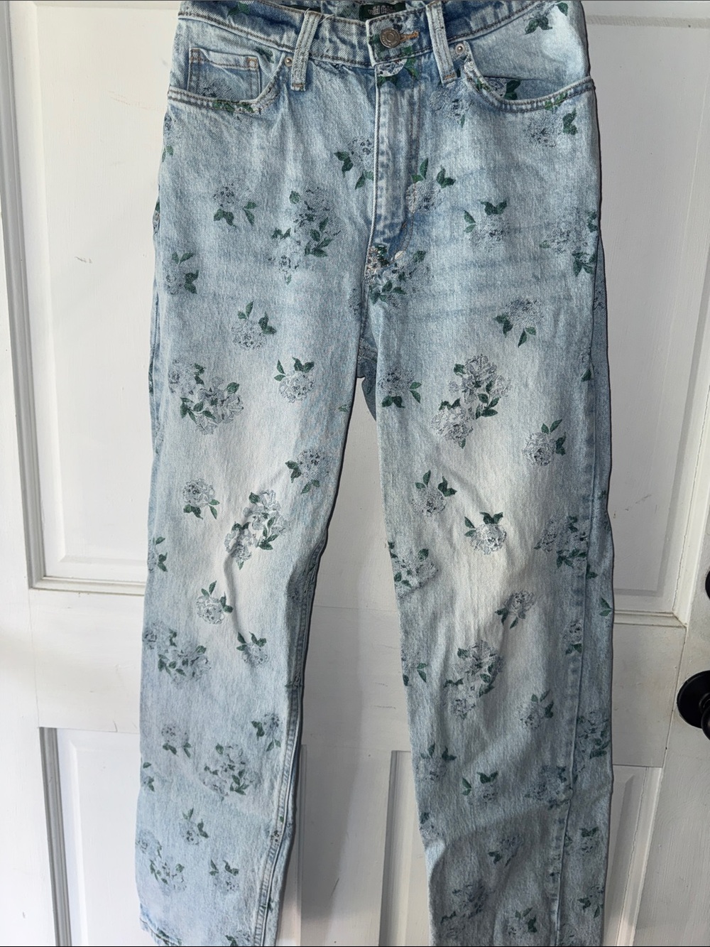 Light Blue Floral Print Womens Jeans 90’s Relaxed Straight